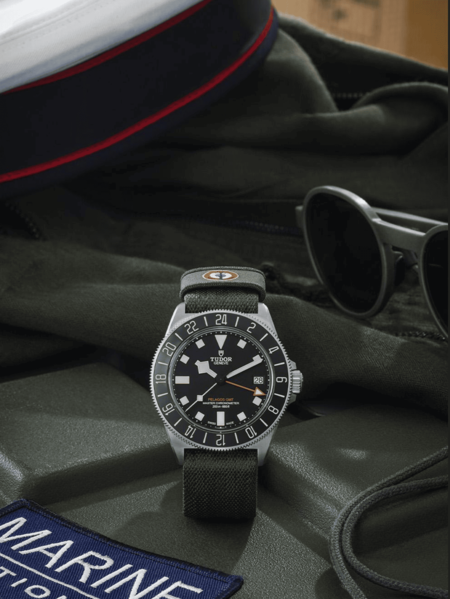 Montre et bracelet Tudor, collection marine nationale fait par Julien Faure