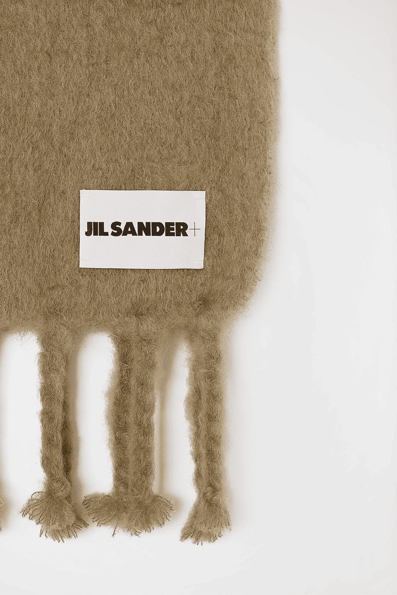 Etiquette présent sur un produit de la marque JIL Sander